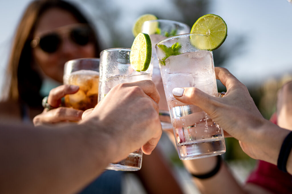 Recognizing the Addictive Nature of Feel Free Tonic: Reddit Discussions 1 feel free tonic